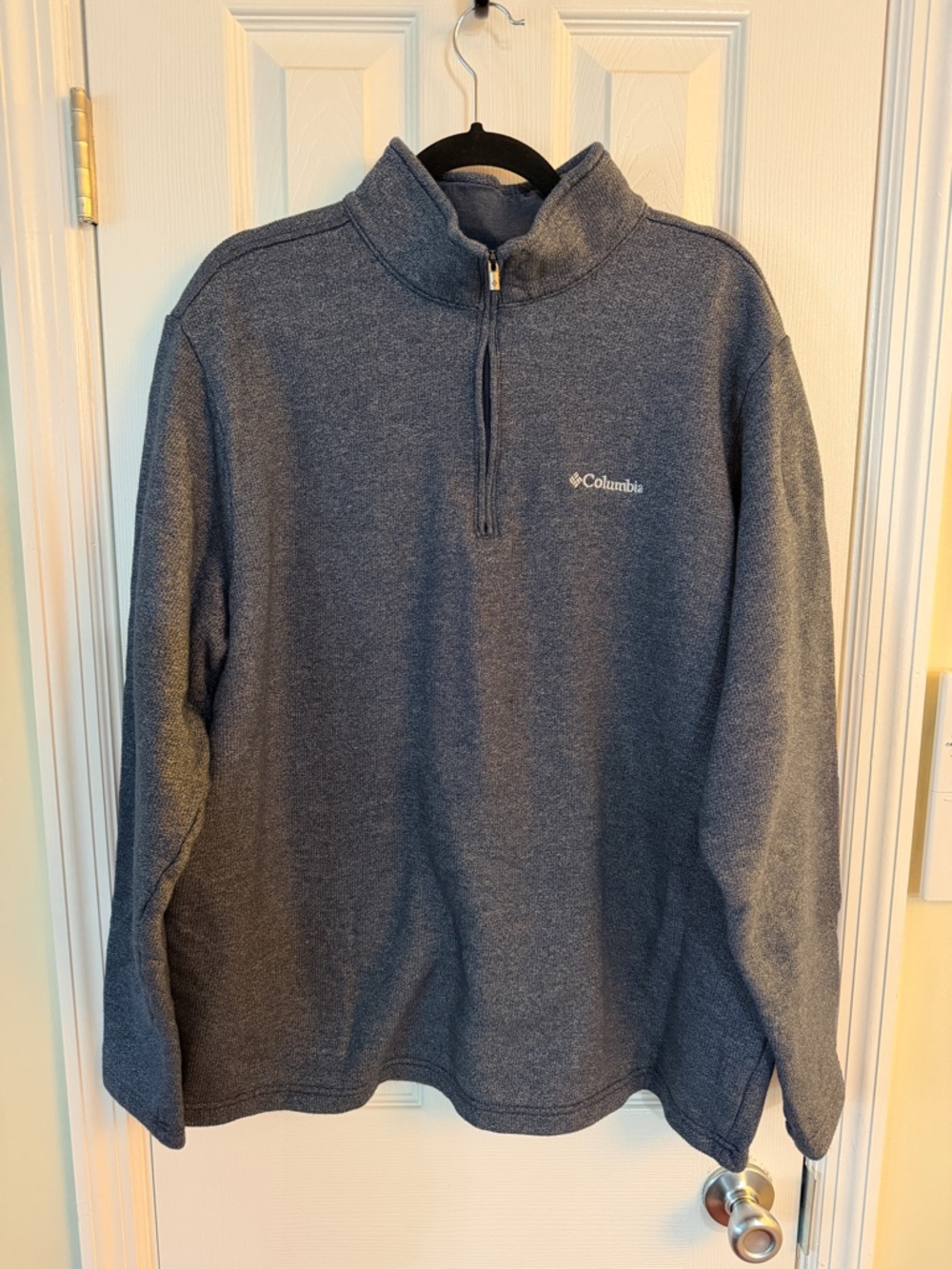 Columbia Men's Heathered Navy Quarter-Zip Fleece Pullover